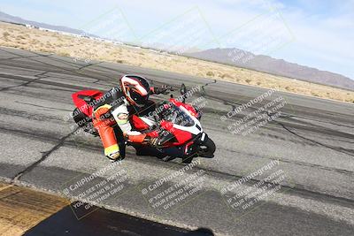 media/Nov-30-2025-TrackXperience (Sun) [[c0061d280f]]/1-Level 3/Session 4 (Turn 12 Inside)/